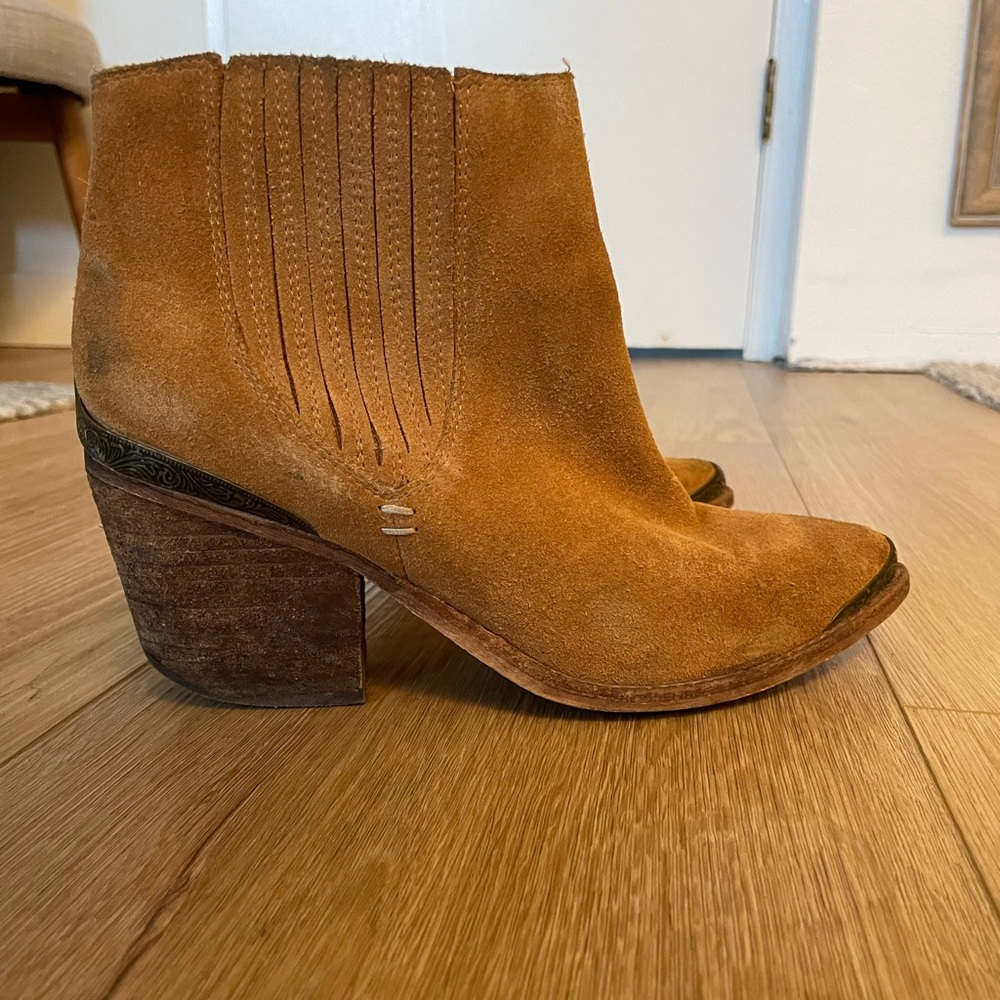 Jeffrey Campbell suede western boots